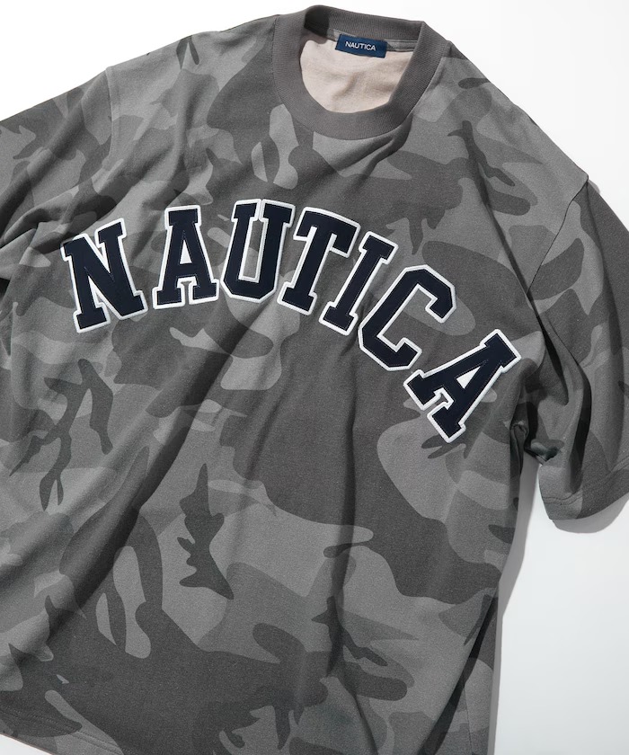 NAUTICA “ビックシルエット アーチロゴ カモフラ柄 クルーネックTシャツ”が発売 (ノーティカ)