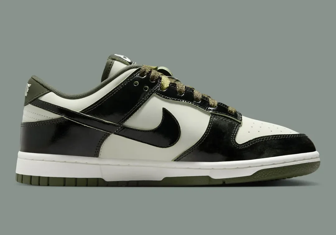 【2025年 発売予定】NIKE DUNK LOW SE “Patent Panda/White/Olive Green” (ナイキ ダンク ロー “パテントパンダ/ホワイト/オリーブグリーン”) [HQ1965-001]