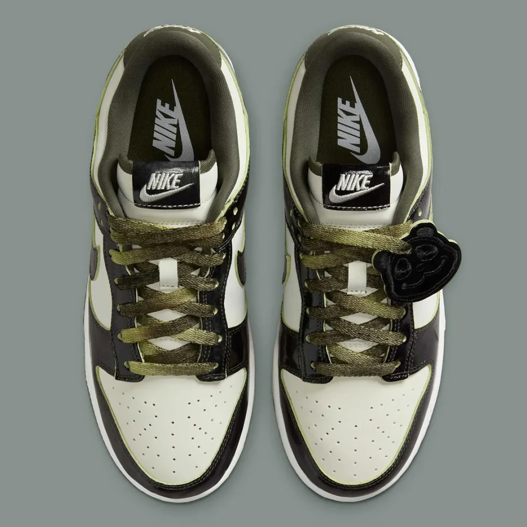 【2025年 発売予定】NIKE DUNK LOW SE “Patent Panda/White/Olive Green” (ナイキ ダンク ロー “パテントパンダ/ホワイト/オリーブグリーン”) [HQ1965-001]