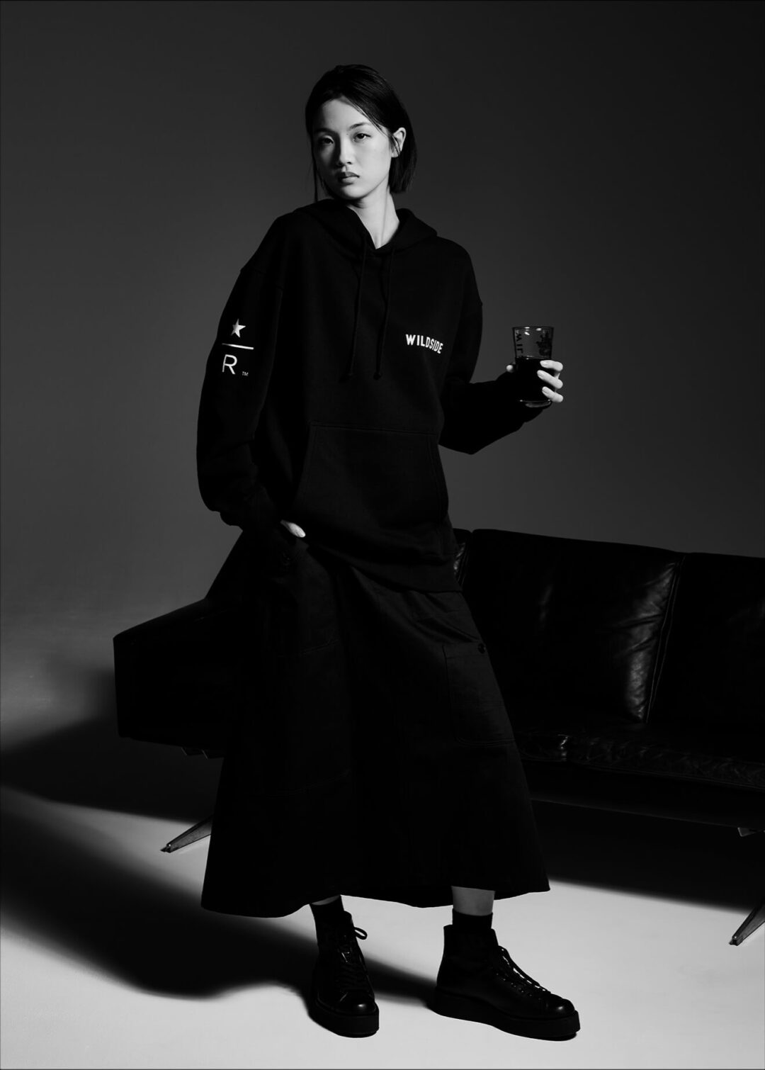 WILDSIDE YOHJI YAMAMOTO × STARBUCKS RESERVE ROASTERY TOKYO コラボが 2025年 5/20 発売 (ヨウジヤマモト スターバックス リザーブ ロースタリー 東京)