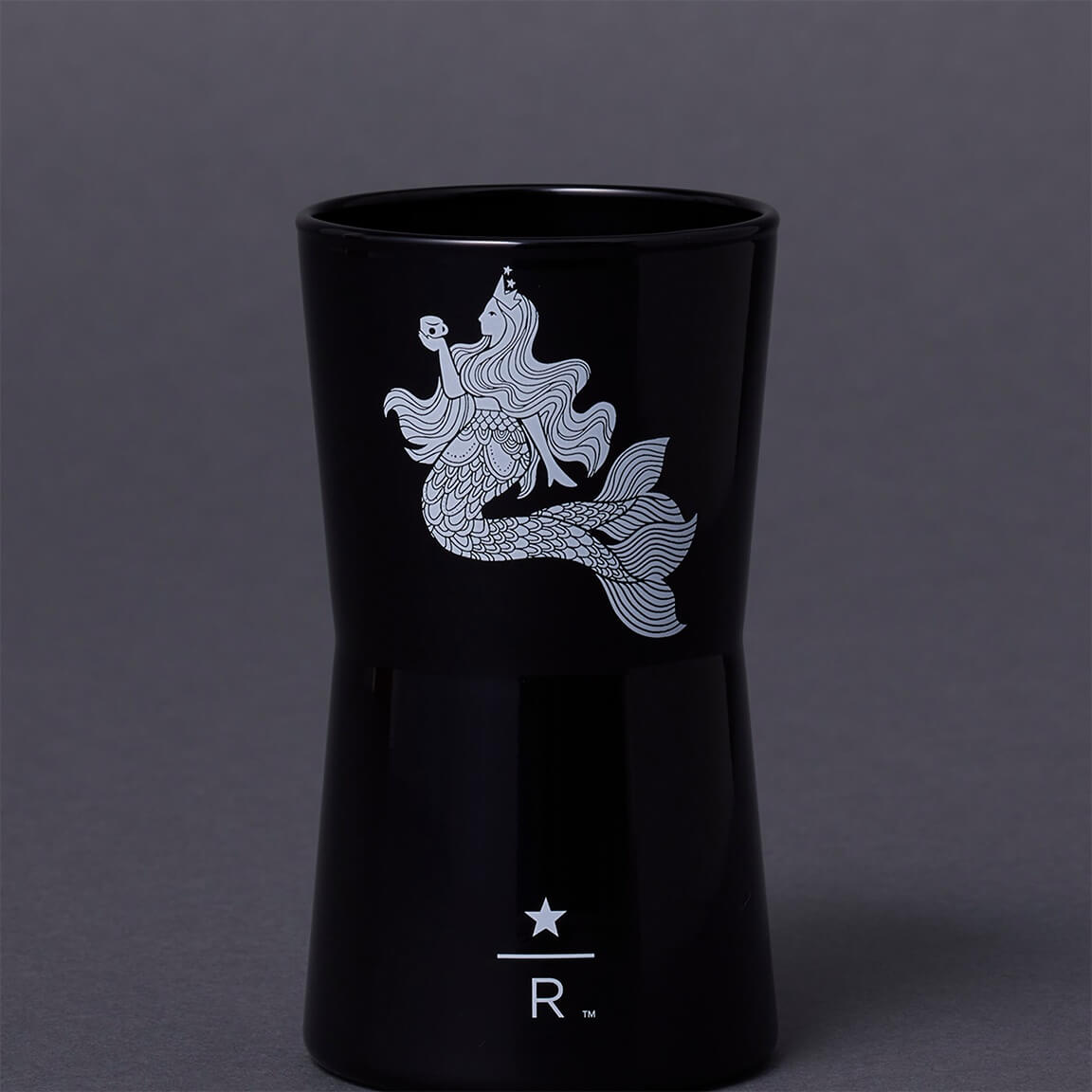 WILDSIDE YOHJI YAMAMOTO × STARBUCKS RESERVE ROASTERY TOKYO コラボが 2025年 5/20 発売 (ヨウジヤマモト スターバックス リザーブ ロースタリー 東京)