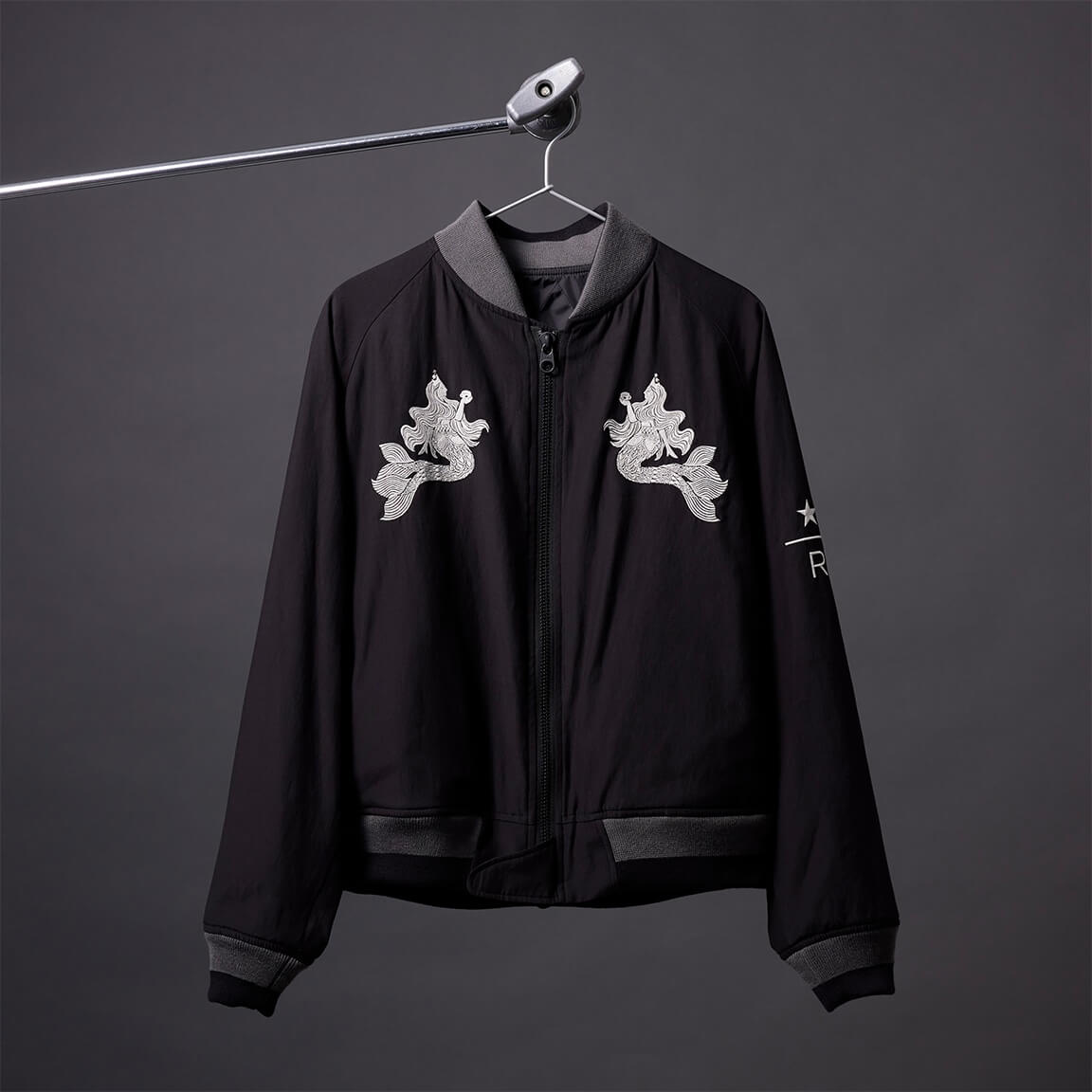 WILDSIDE YOHJI YAMAMOTO × STARBUCKS RESERVE ROASTERY TOKYO コラボが 2025年 5/20 発売 (ヨウジヤマモト スターバックス リザーブ ロースタリー 東京)
