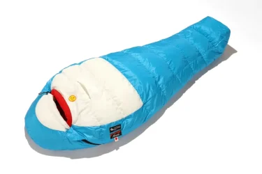 ナンガの“ふかふか“ドラえもん寝袋 ver. 2が2025年 9月下旬 発売 (NANGA Doraemon)