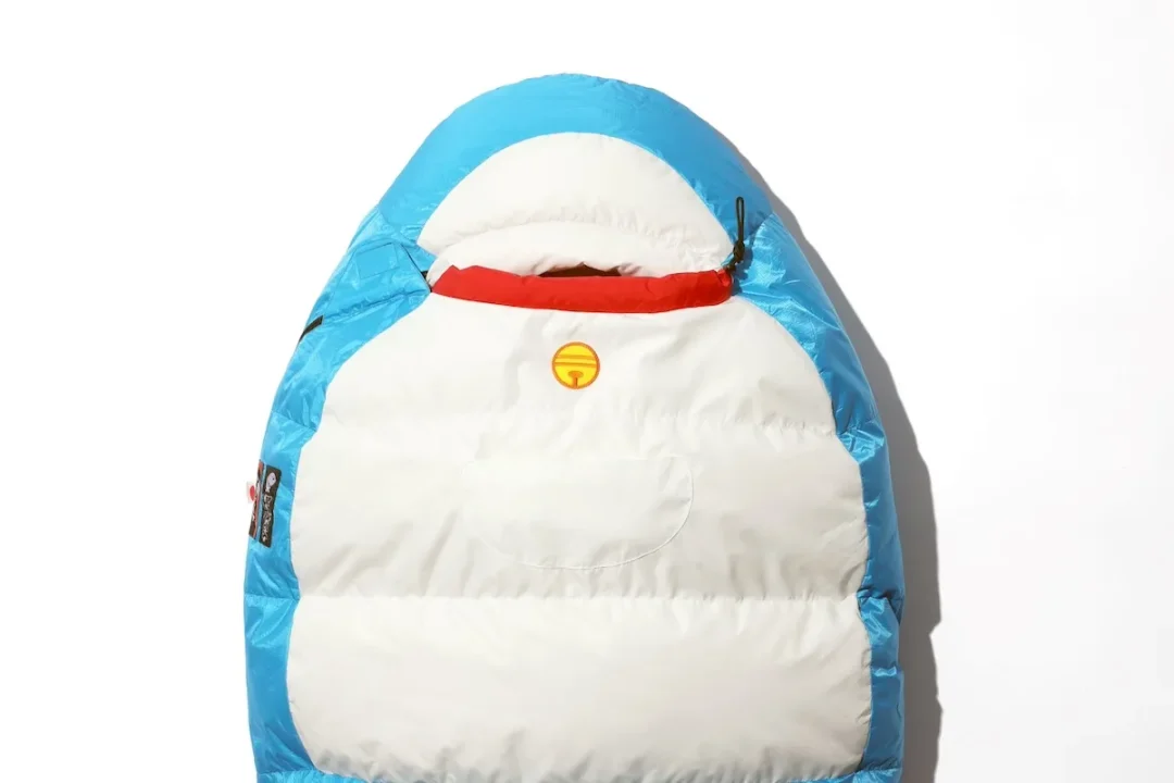 ナンガの“ふかふか“ドラえもん寝袋 ver. 2が2025年 9月下旬 発売 (NANGA Doraemon)
