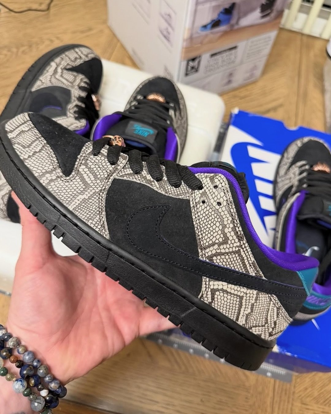 【2026年 3/17 発売】Dashawn Jordan × NIKE SB DUNK LOW (ダショーン・ジョーダン ナイキ ダンク ロー) [IB6208-200]