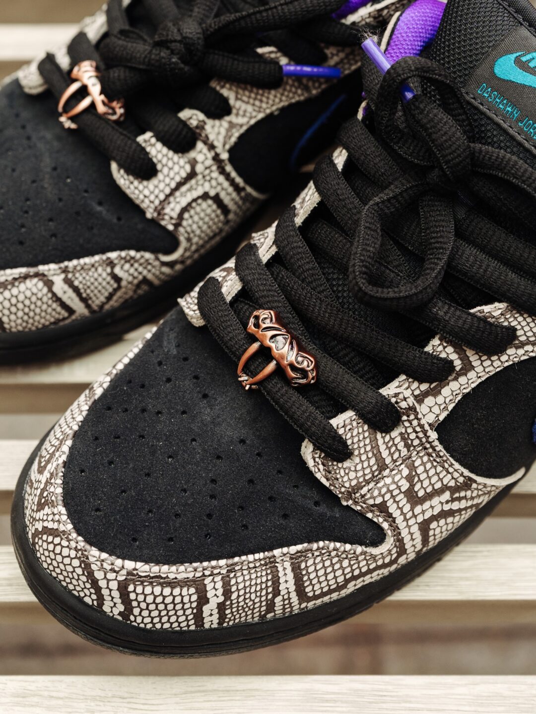 【2026年 3/17 発売】Dashawn Jordan × NIKE SB DUNK LOW (ダショーン・ジョーダン ナイキ ダンク ロー) [IB6208-200]