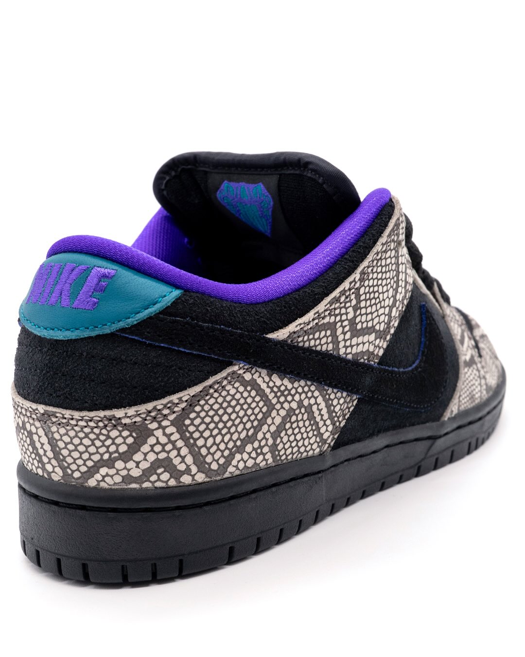 【2026年 3/17 発売】Dashawn Jordan × NIKE SB DUNK LOW (ダショーン・ジョーダン ナイキ ダンク ロー) [IB6208-200]