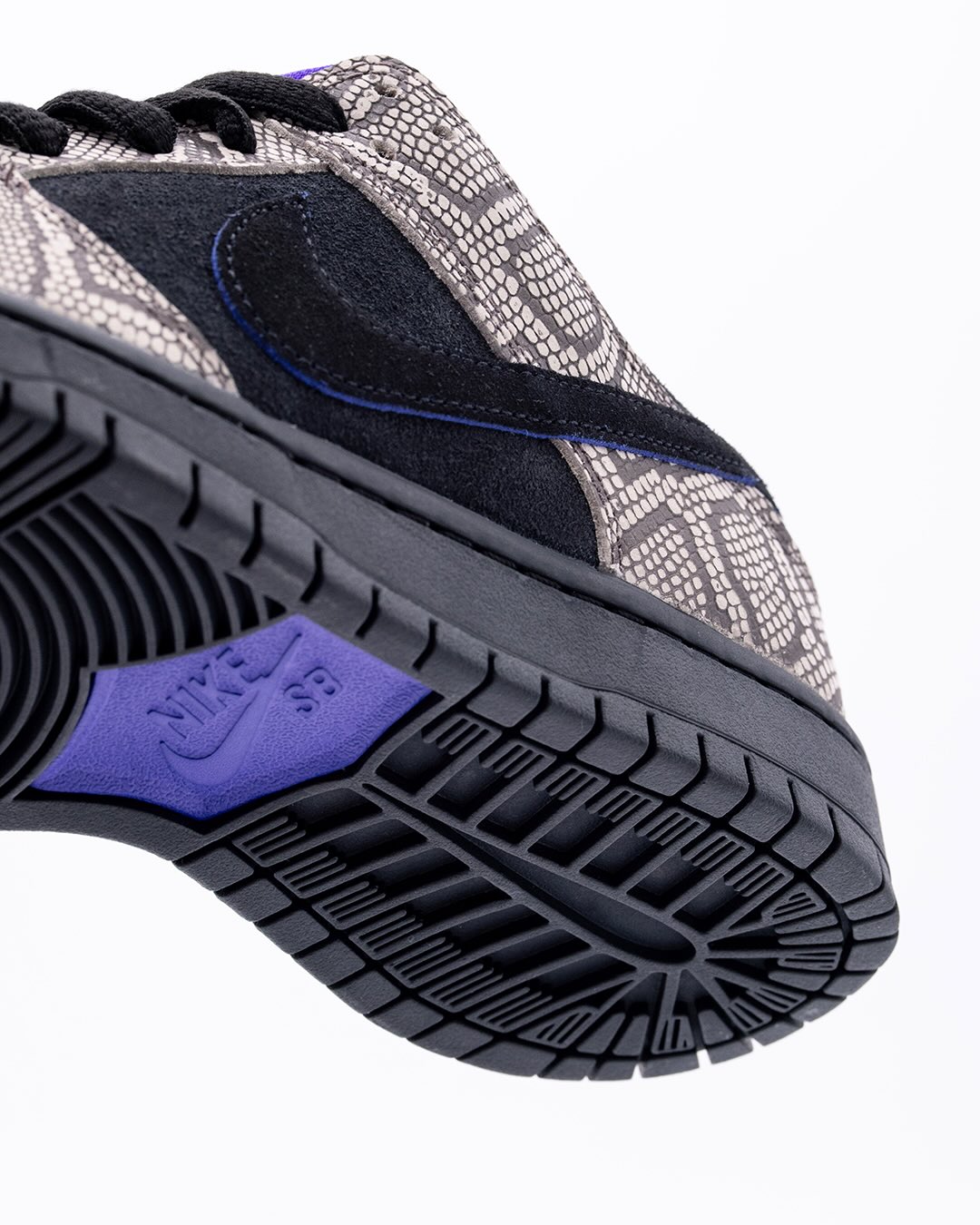 【2026年 3/17 発売】Dashawn Jordan × NIKE SB DUNK LOW (ダショーン・ジョーダン ナイキ ダンク ロー) [IB6208-200]