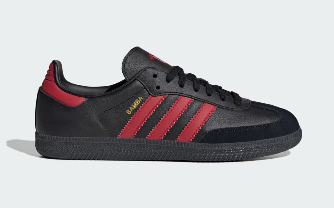 【2025年 発売予定】Manchester United × adidas Originals SAMBA “2025-2026/Black/Red” (マンチェスター・ユナイテッド アディダス オリジナルス サンバ) [JQ4036]