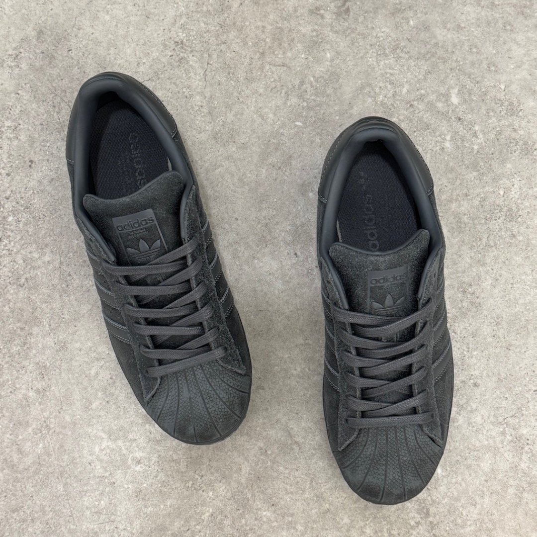 【近日発売】size? × adidas Originals SUPRESTAR ‘Triple Black’ (サイズ アディダス オリジナルス スーパースター)