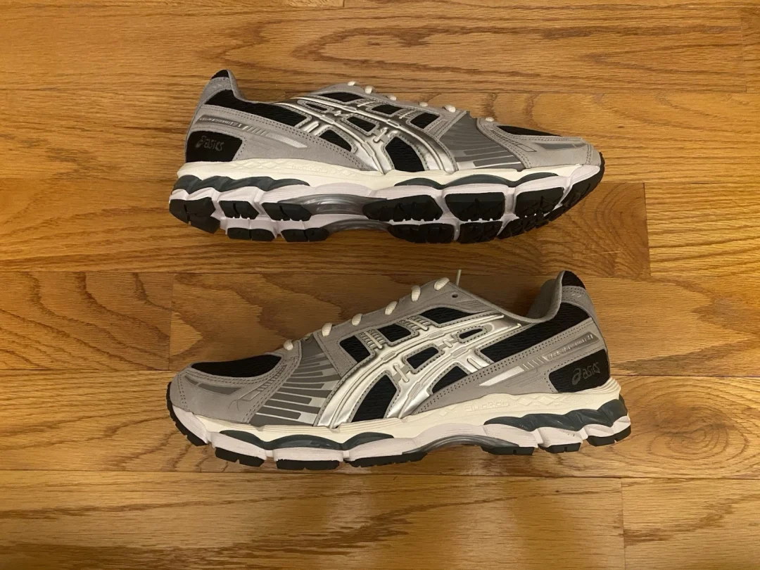 【2025年 夏 発売予定】KITH Ronnie Fieg x ASICS GEL-KAYANO 12.1 “Grey/Black” (キス ロニー・ファイグ アシックス ゲルカヤノ) [1203A846.020/1203A930.020]