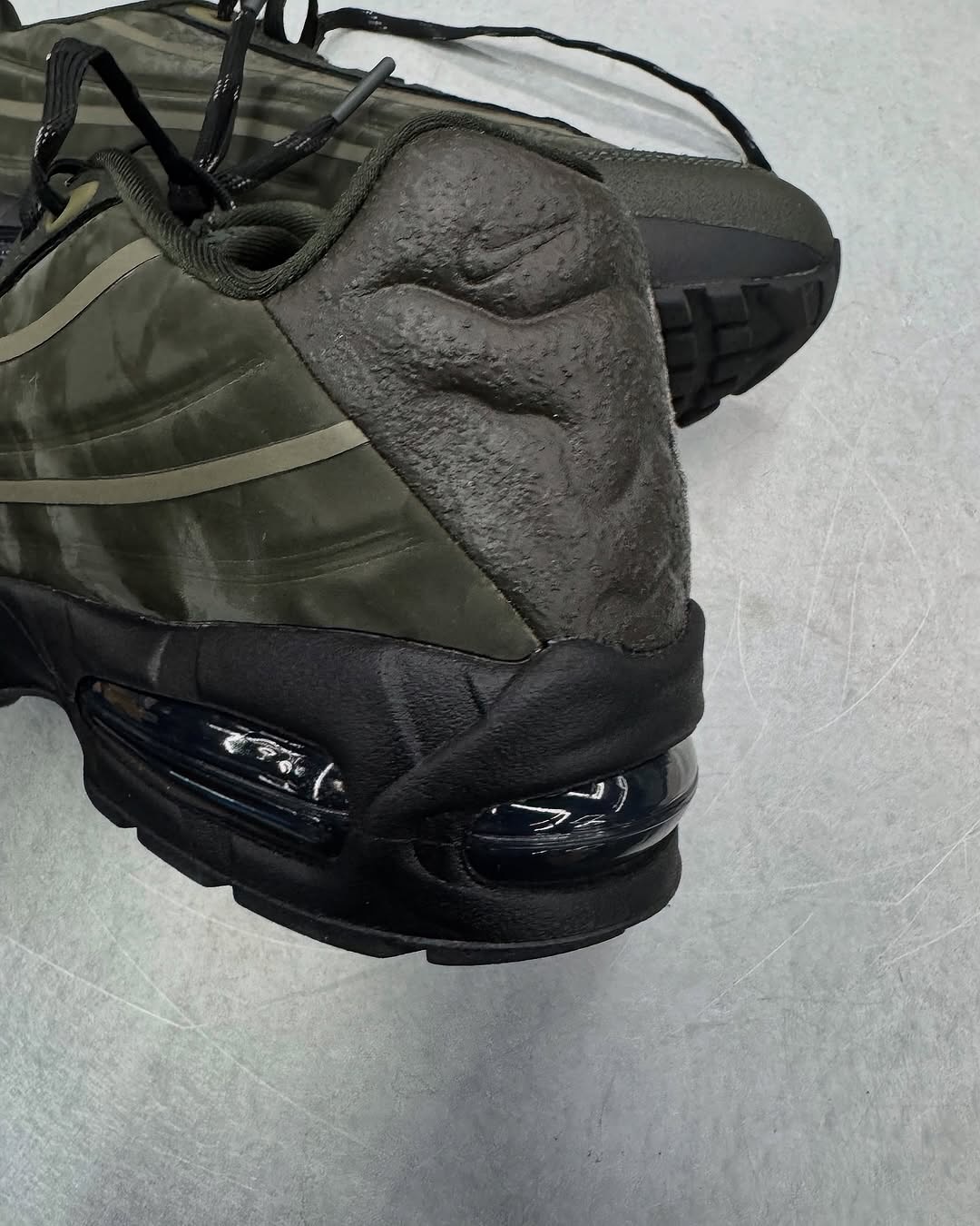 【2025年 6/5 発売】WORKSOUT × NIKE AIR MAX 95 (ワークスアウト ナイキ エア マックス 95) [HQ0263-001/HQ0263-300]