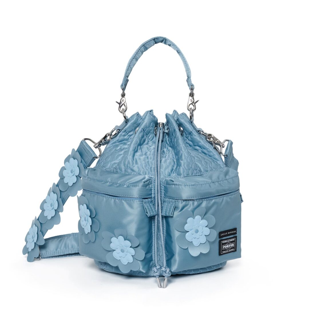 YOSHIDA & Co. 90th Anniversary Project ‘CECILIE BAHNSEN x PORTER」が2025年 6/5 発売 (ポーター セシリー・バンセン)