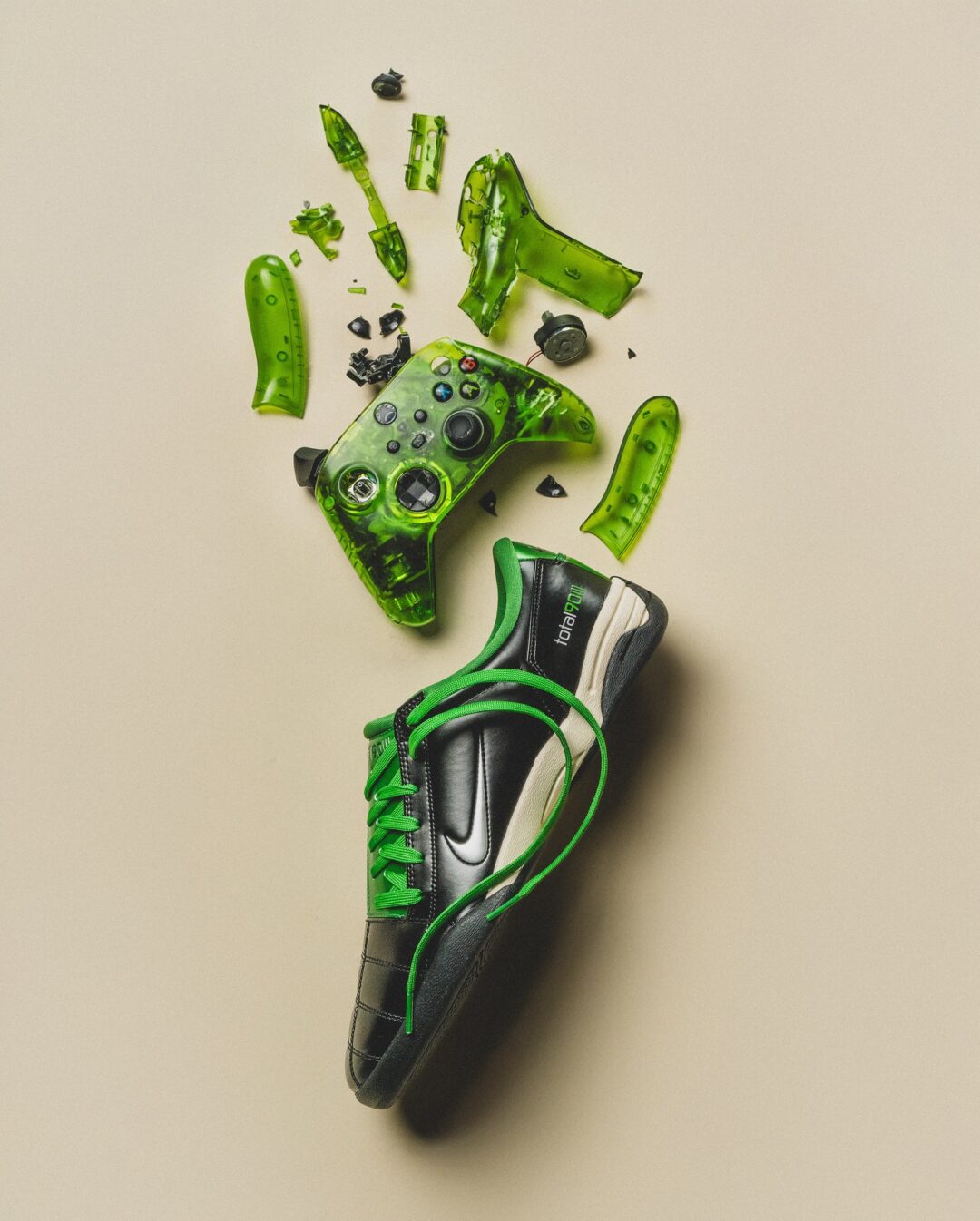 【2025年 6/17 発売予定】.SWOOSH × NIKE TOTAL 90 “Rage Quit” (ドットスウッシュ ナイキ トータル “レイジクイット”) [IM7974-001]