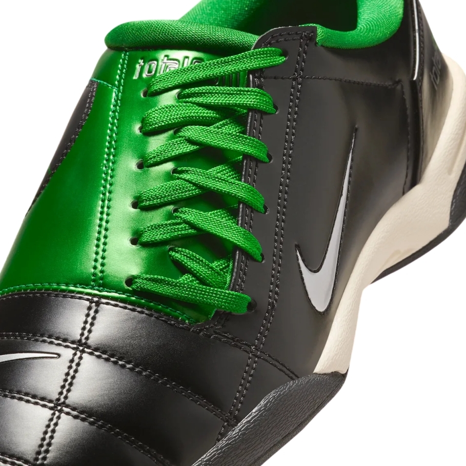 【2025年 6/17 発売予定】.SWOOSH × NIKE TOTAL 90 “Rage Quit” (ドットスウッシュ ナイキ トータル “レイジクイット”) [IM7974-001]