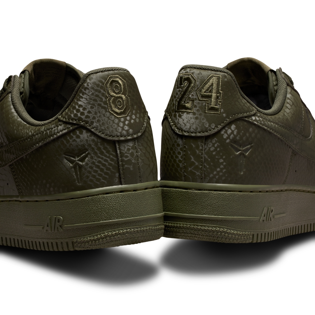 【2026年 春 発売予定】Kobe Bryant Forever × NIKE AIR FORCE 1 LOW QS “Cargo Khaki” (コービー・ブライアント ナイキ エア フォース 1 ロー レトロ “カーゴカーキ”) [IB0018-301]