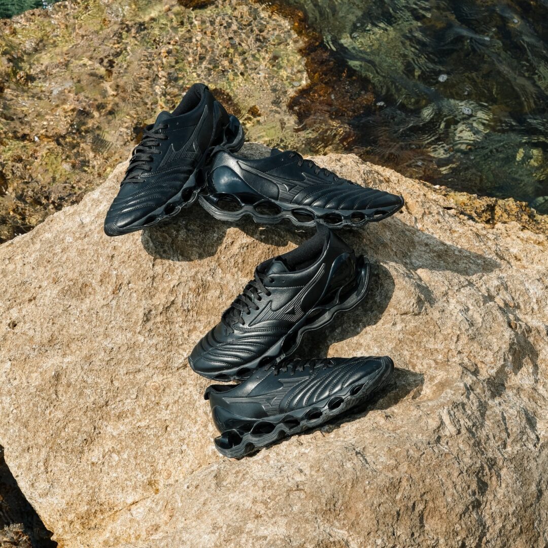【2025年 6/27 発売】Mizuno WAVE PROPHECY MORELIA NEO “Black” (ミズノ ウェーブ プロフェシー モレリア ネオ "ブラック")