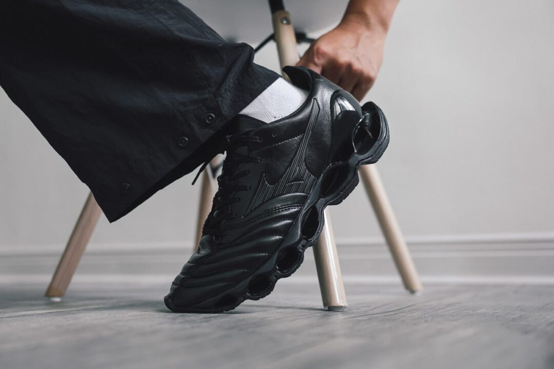 【2025年 6/27 発売】Mizuno WAVE PROPHECY MORELIA NEO “Black” (ミズノ ウェーブ プロフェシー モレリア ネオ “ブラック”) [D1GD2551-01]