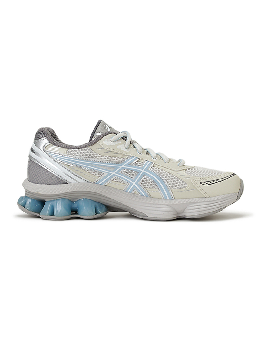 【2025年 7/17 発売】emmi x ASICS GEL-KINETIC FLUENT “White” (エミ アシックス ゲルキネティック) [1203A958.100]