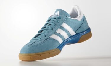 【2025年 発売】adidas Originals HANDBALL SPEZIAL “Royal/Core White” (アディダス オリジナルス ハンドボール スペツィアル “ロイヤル/ホワイト”) [M18444]