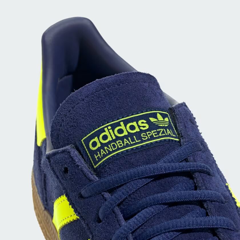 【2025年 6/27 発売】adidas Originals HANDBALL SPEZIAL “Victory Blue/Solar Yellow/Gold Metallic” (アディダス オリジナルス ハンドボール スペツィアル “ブルー/イエロー/ゴールド”) [JR3845]