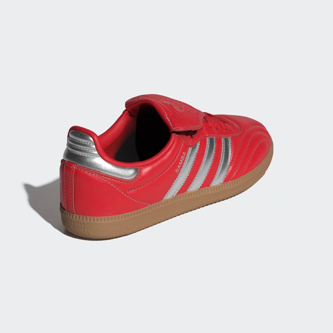 【2025年 発売】adidas Originals SAMBA Long Tongues “Better Scarlet/Silver Metallic/Gum” (アディダス オリジナルス サンバ ロングタン “スカーレット/シルバー/ガム”) [JS3938]