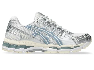 【2025年 発売予定】ASICS GEL-KAYANO 12.1 “Silver/Ice Blue” (アシックス ゲルカヤノ) [1203A759.101]