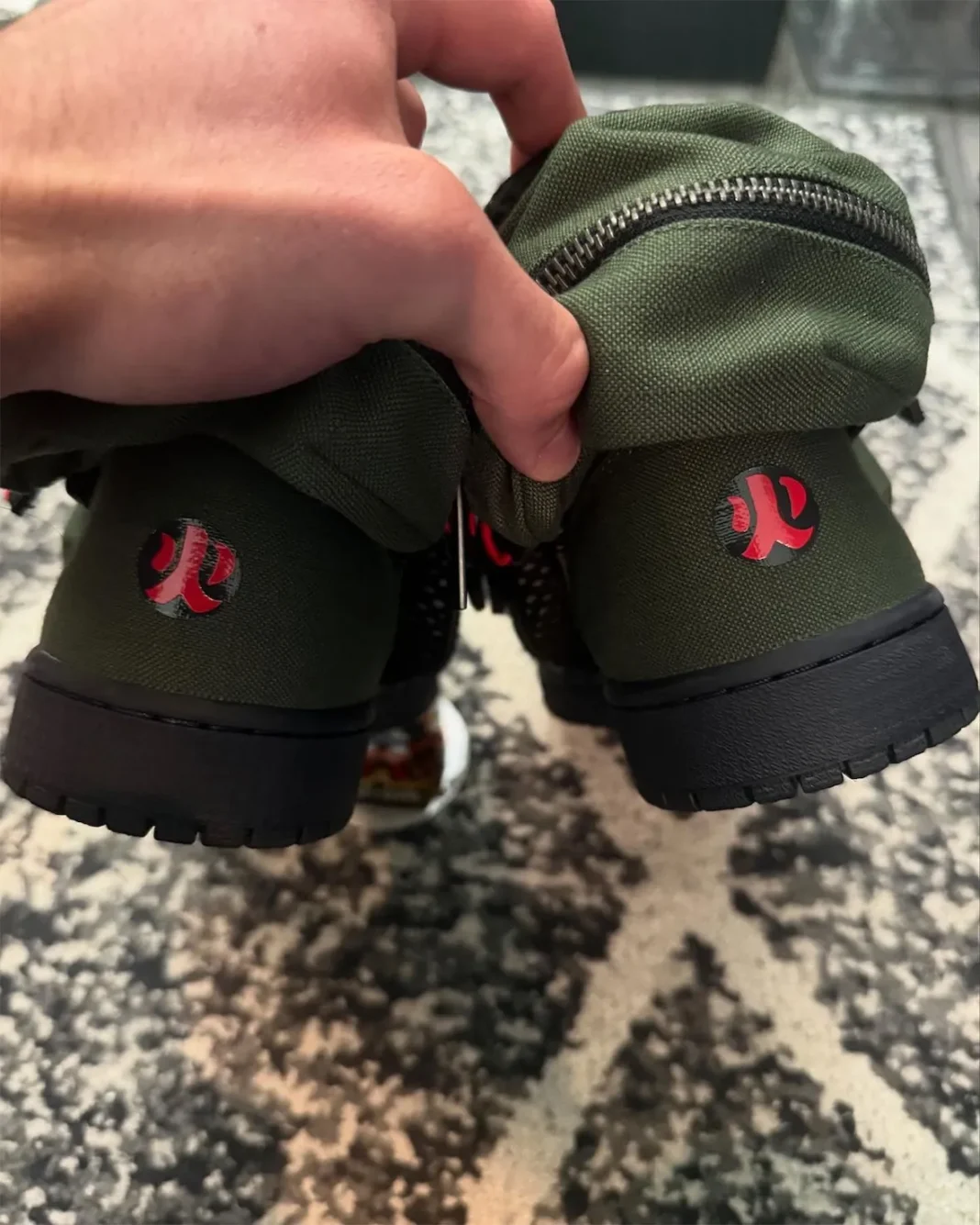 NARUTO × NIKE AIR JORDAN 1 HIGH UTILITY サンプルモデルが公開 (ナルト ナイキ エア ジョーダン 1 ハイ ユーティリティ)