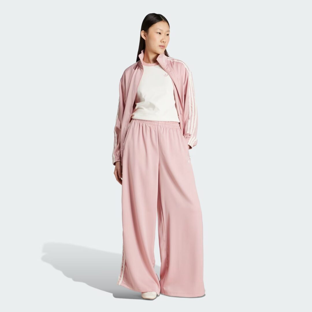 【2025年 6/13 発売】アディダス オリジナルス “サテン ワイドレッグパンツ ラッフル スリーストライプス” (adidas Originals Satin wide leg trousers with ruffles and three stripes) [KC8813/KC8815]