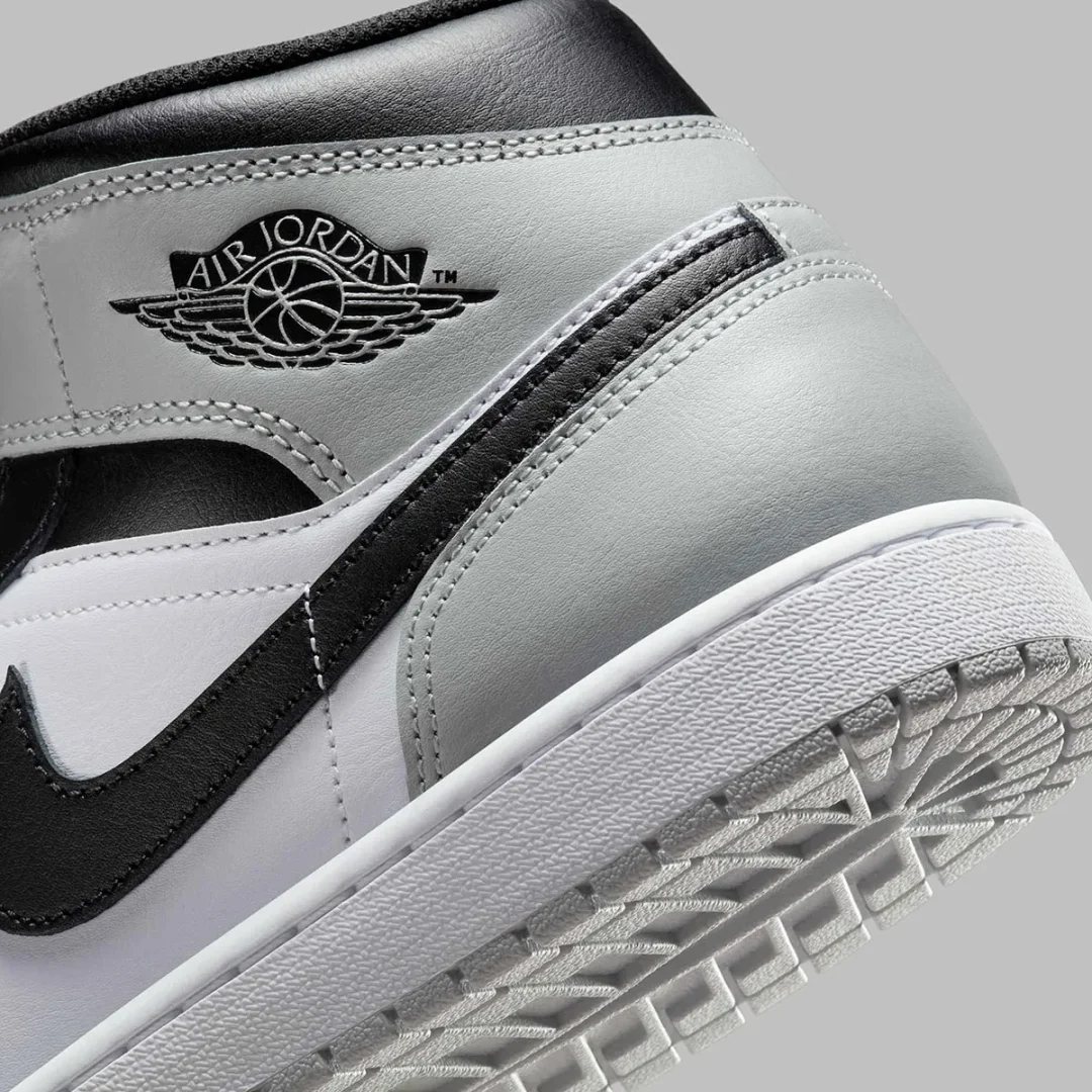 【2025年 6/14 発売】NIKE AIR JORDAN 1 MID “Barons/Light Smoke Grey” (ナイキ エア ジョーダン 1 ミッド “バロンズ/ホワイト/ブラック/グレー”) [DQ8426-101]
