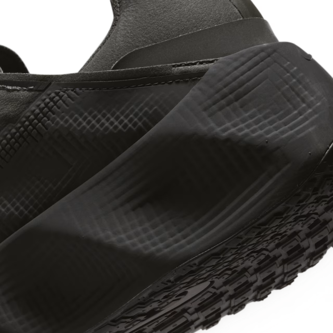 【2025年 6/28 発売】Hyein Seo x NIKE AVA ROVER “Black” (ヘイン・ソ ナイキ エイバ ローバー “ブラック”) [HQ2863-300]