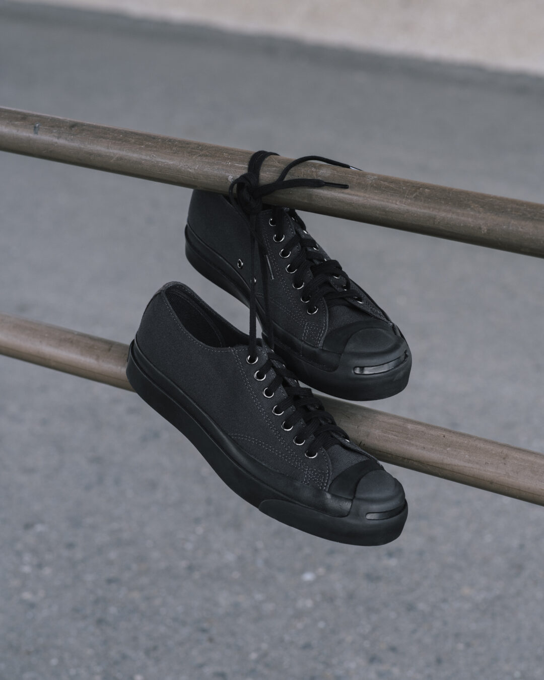 【2025年 6/27 発売】MHL. × CONVERSE JACK PURCELL 1935 “Dark Charcoal” (エムエイチエル コンバース ジャックパーセル)