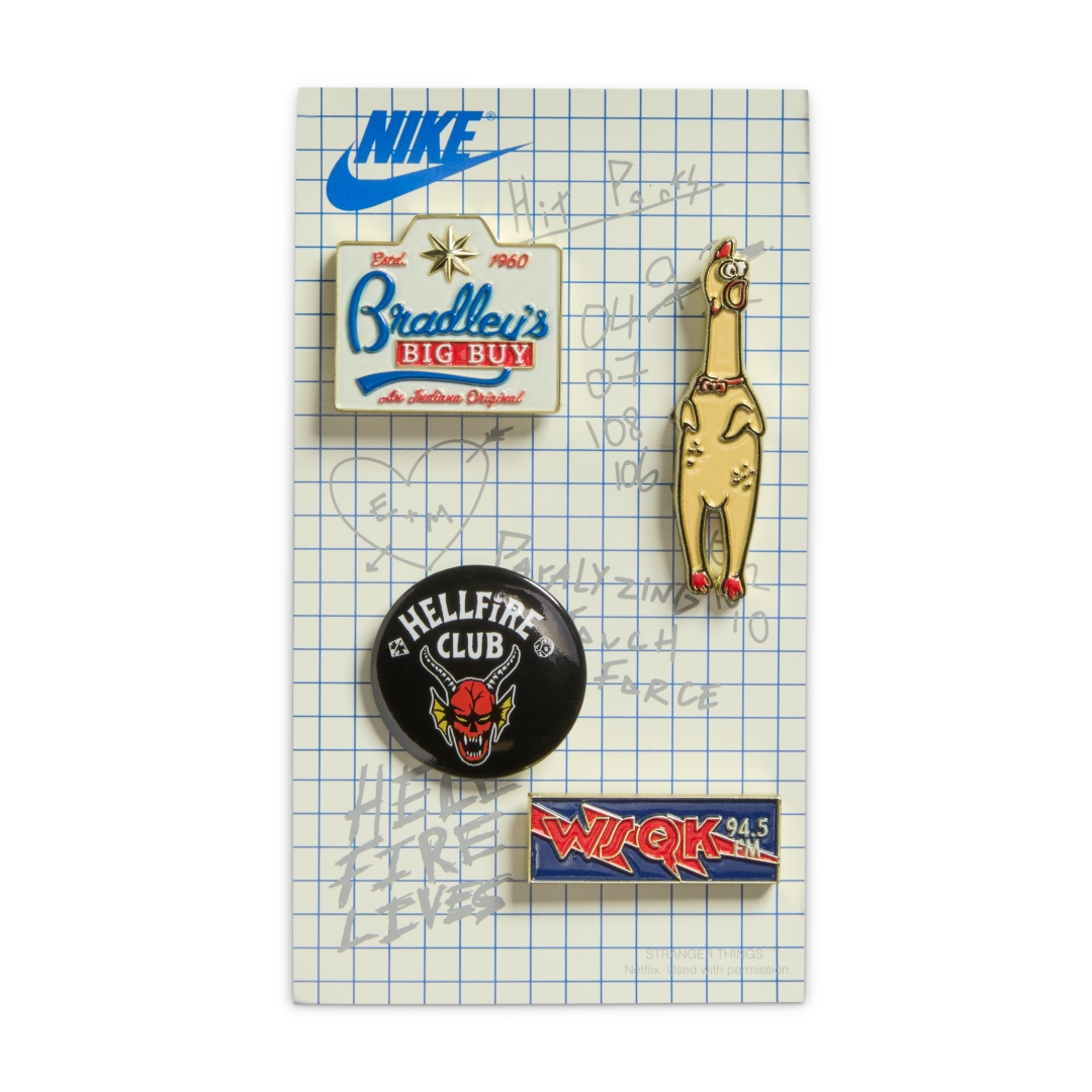 【2025年 11/6 発売予定】Stranger Things × NIKE DUNK LOW (ストレンジャー・シングス ナイキ ダンク ロー) [IH6766-001/IH6766-002]