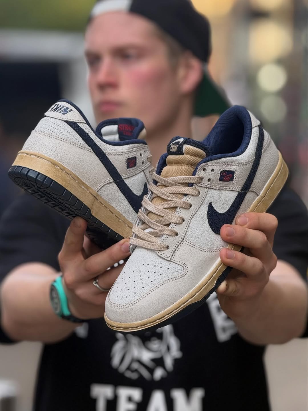 Stranger Things × NIKE DUNK LOW　27cm 2025年 11/6 発売予定】Stranger Things × NIKE DUNK LOW