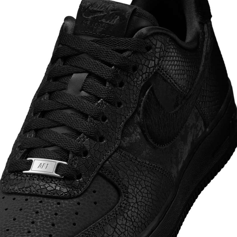 【2025年 発売予定】NIKE AIR FORCE 1 LOW “Triple Black/Pony Hair/Snake Skin” (ナイキ エア フォース 1 ロー “トリプルブラック/ポニーヘア/スネークスキン”) [HQ1977-001]