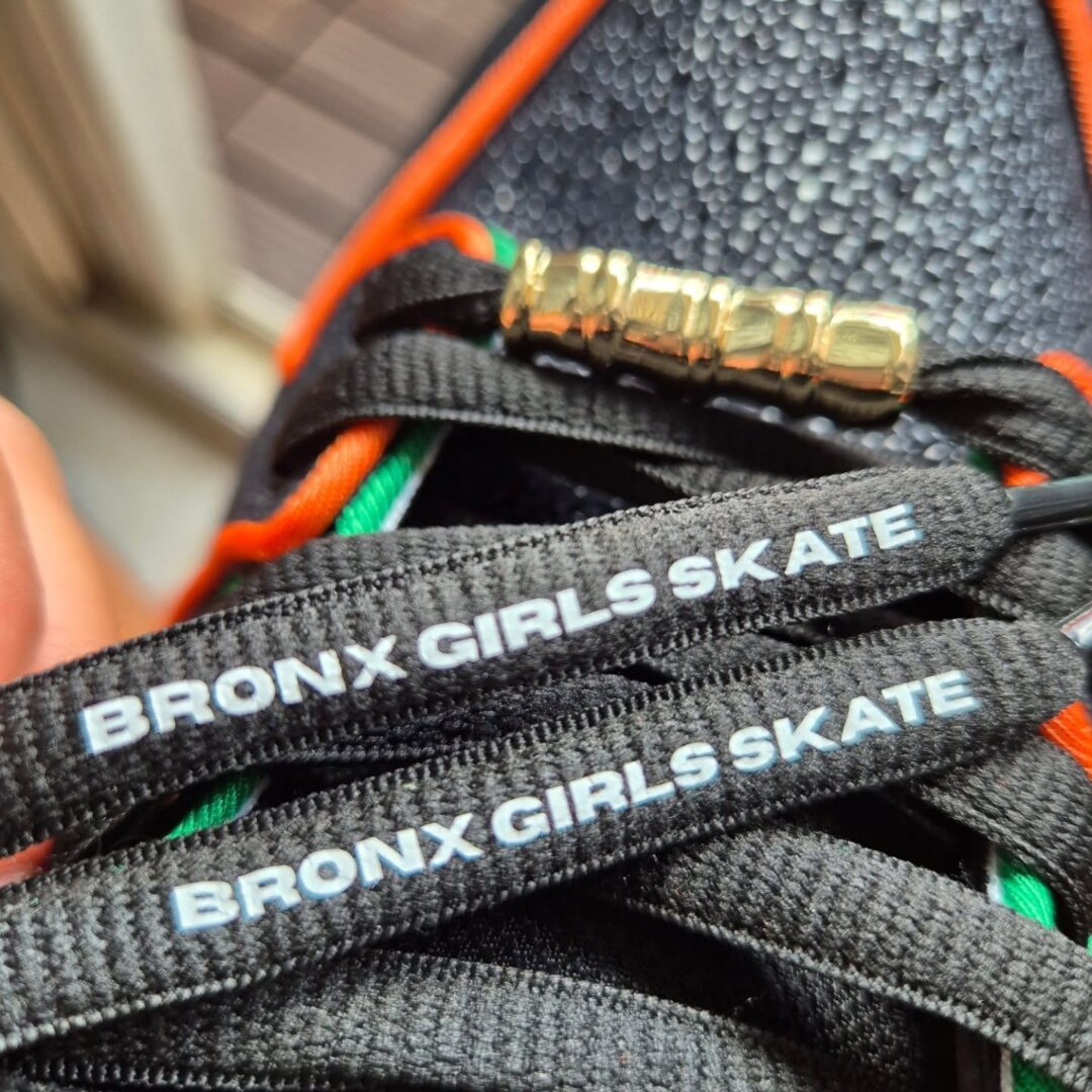 【2025年末 発売予定】Bronx Girls Skate x NIKE SB DUNK LOW QS (BXGS ブロンクス・ガールズ・スケート ナイキ ダンク ロー) [HV1664-001]