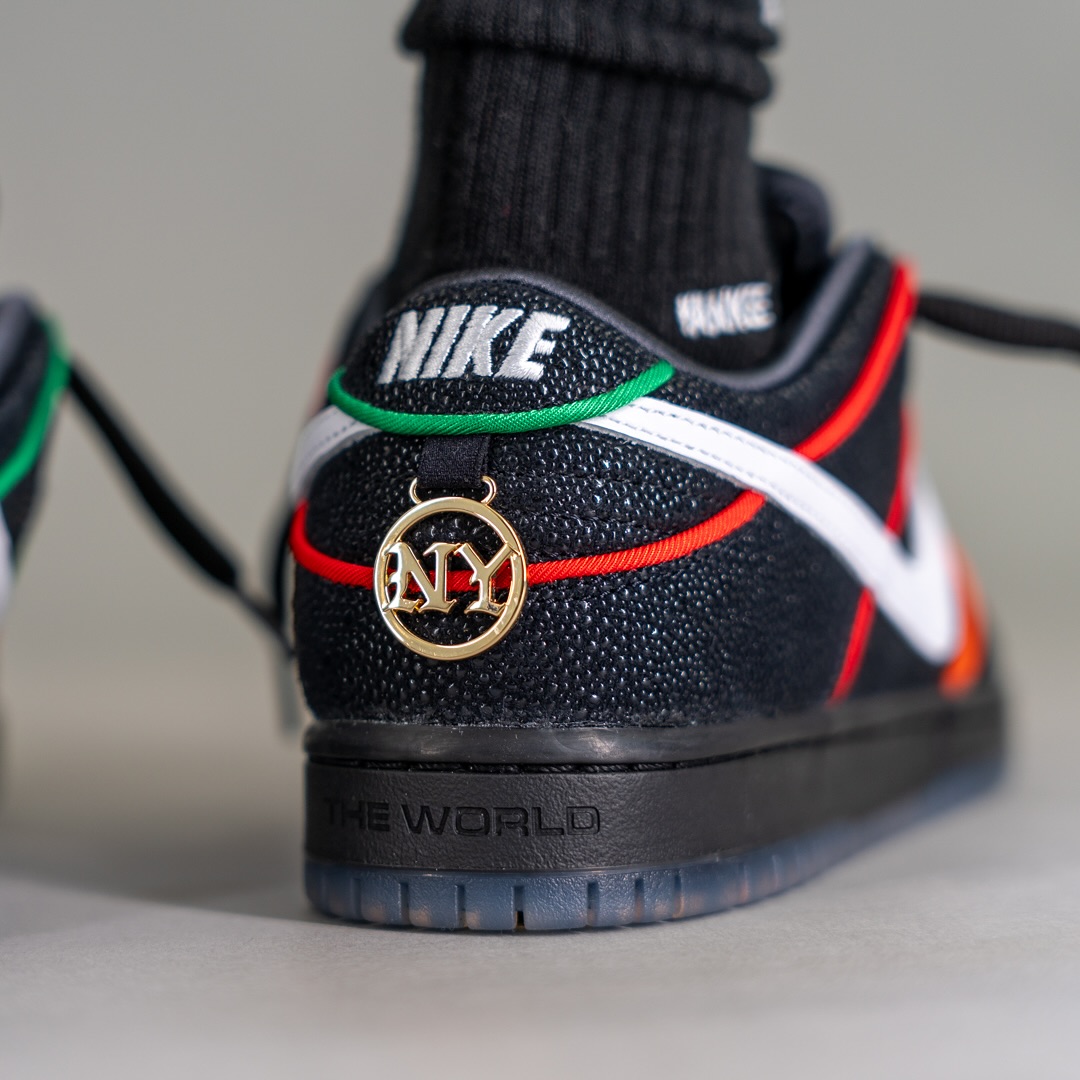 【2025年末 発売予定】Bronx Girls Skate x NIKE SB DUNK LOW QS (BXGS ブロンクス・ガールズ・スケート ナイキ ダンク ロー) [HV1664-001]