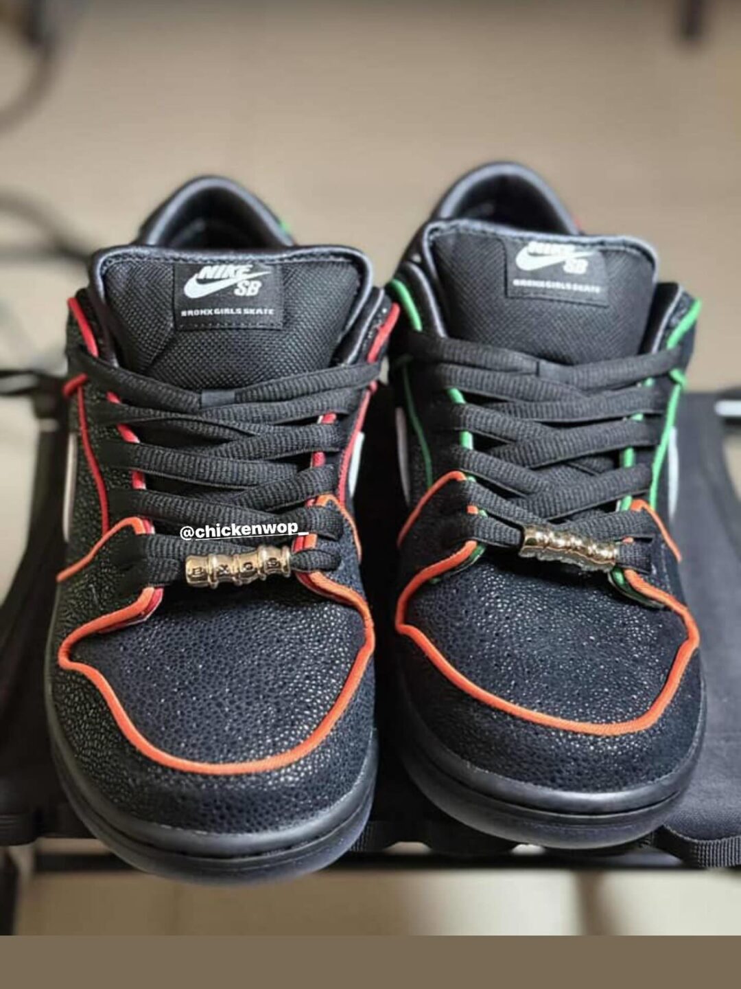 【2025年末 発売予定】Bronx Girls Skate x NIKE SB DUNK LOW QS (BXGS ブロンクス・ガールズ・スケート ナイキ ダンク ロー) [HV1664-001]
