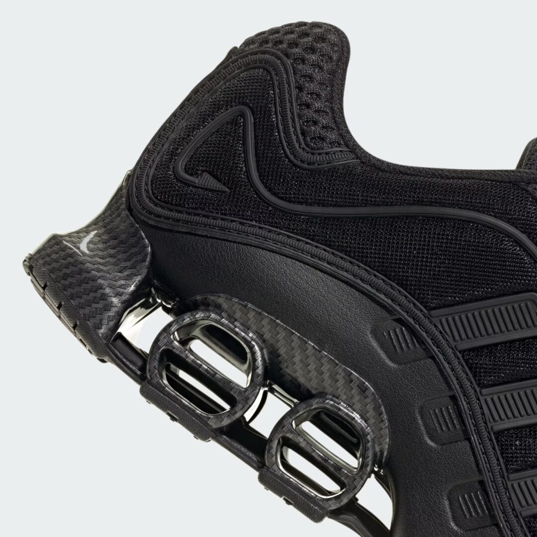 【2025年 発売】adidas Originals MEGARIDE 01 “Core Black/Iron Metallic” (アディダス オリジナルス メガライド O1 “ブラック/アイアン”) [JR6937]