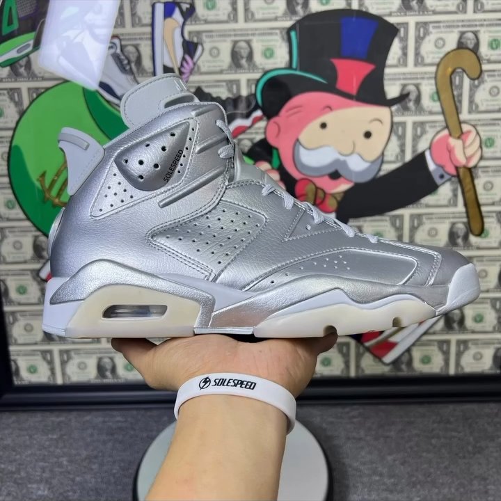 【2026年 春 発売予定】PSG/Paris Saint Germain × NIKE AIR JORDAN 6 RETRO "Metallic Silver" (パリ・サンジェルマン ナイキ エア ジョーダン レトロ "メタリックシルバー") [IQ5135-001]