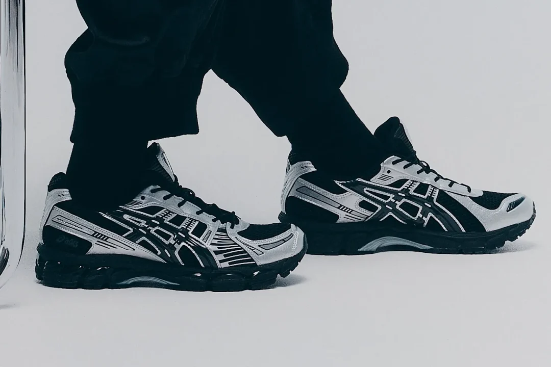 【2025年 11/6 発売】ASICS GEL-KAYANO 12.1 “Black/Silver” (アシックス ゲルカヤノ) [1203A759.001]