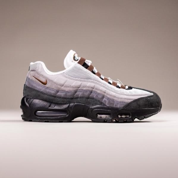 【2026年 2/7 発売】NIKE SB × AIR MAX 95 “Black/Cacao Wow” (ナイキ SB エア マックス 95) [HF7545-002]