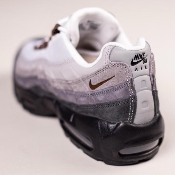 【2026年 2/7 発売】NIKE SB × AIR MAX 95 “Black/Cacao Wow” (ナイキ SB エア マックス 95) [HF7545-002]