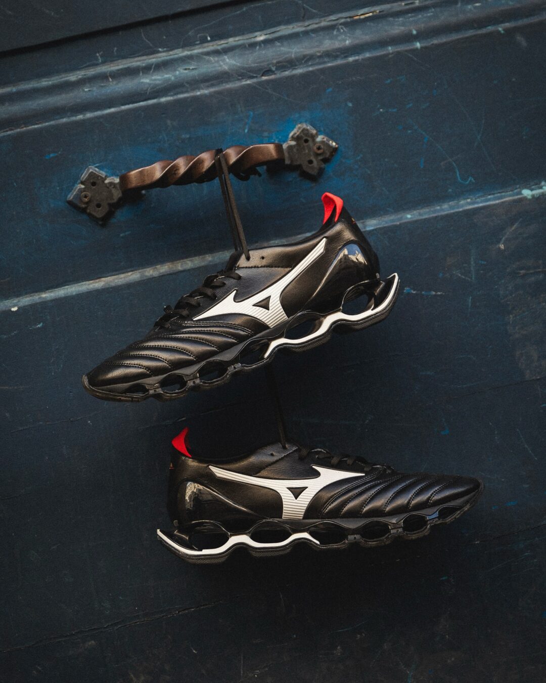 Mizuno WAVE PROPHECY MORELIA NEO “F&F/Black/Red” (ミズノ ウェーブ プロフェシー モレリア ネオ “ブラック/レッド”)