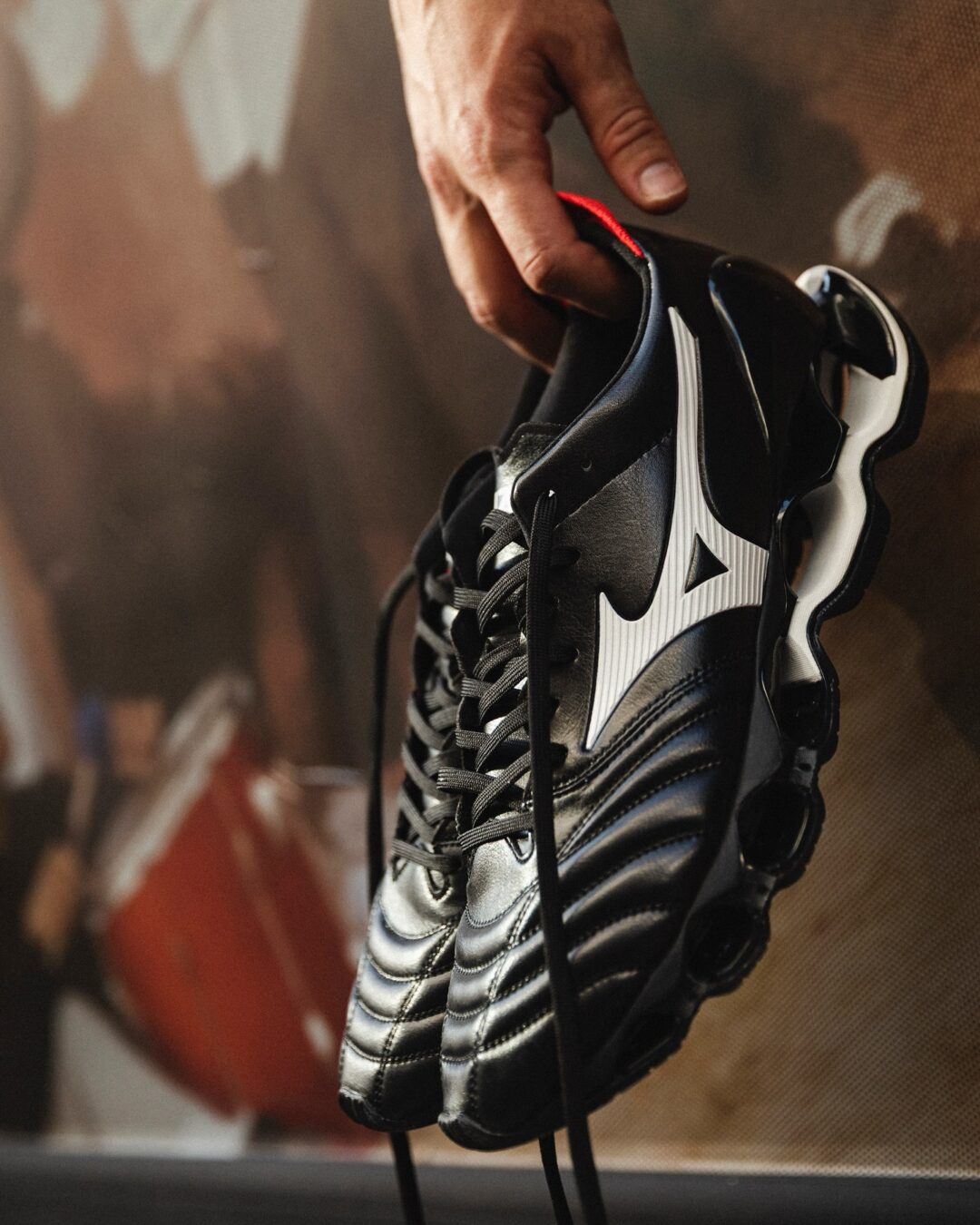 Mizuno WAVE PROPHECY MORELIA NEO “F&F/Black/Red” (ミズノ ウェーブ プロフェシー モレリア ネオ “ブラック/レッド”)