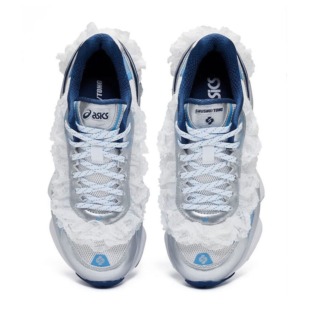 【海外 2025年 6/25 & 8/23 発売】SHUSHU/TONG × ASICS GEL-KINETIC FLUENT (シュシュ/トング アシックス ゲルキネティック) [1203A822.101/1203A822.400]