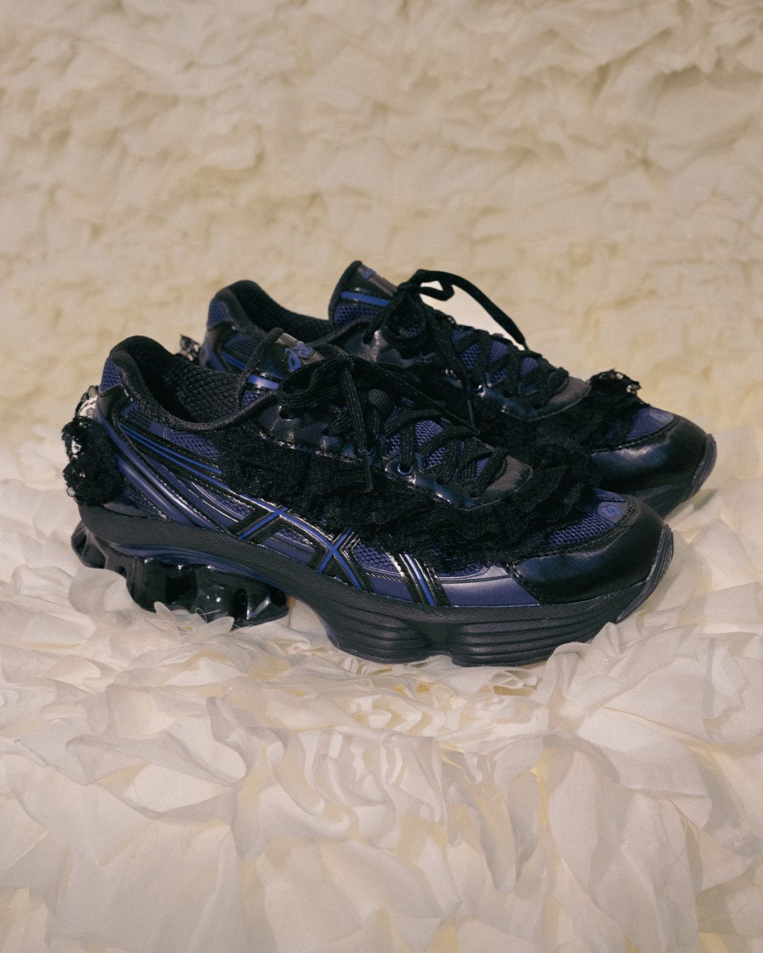 【海外 2025年 6/25 発売】SHUSHU/TONG × ASICS GEL-KINETIC FLUENT (シュシュ/トング アシックス ゲルキネティック)