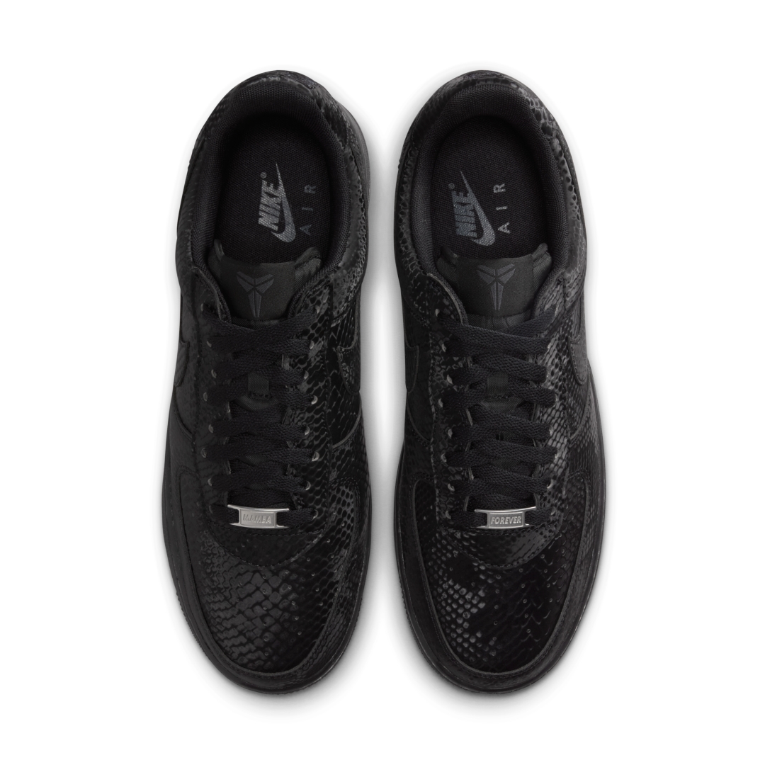 【2025年 11/1 発売】Kobe Bryant Forever × NIKE AIR FORCE 1 LOW QS “Triple Black” (コービー・ブライアント ナイキ エア フォース 1 ロー レトロ “トリプルブラック”) [IB0018-003]
