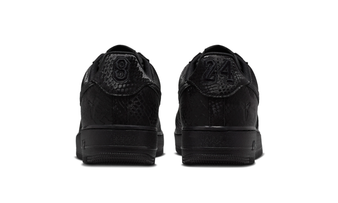 【2025年 11/1 発売】Kobe Bryant Forever × NIKE AIR FORCE 1 LOW QS “Triple Black” (コービー・ブライアント ナイキ エア フォース 1 ロー レトロ “トリプルブラック”) [IB0018-003]