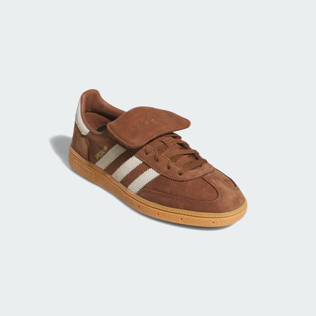 【2025年 7/11 発売】adidas Originals HANDBALL SPEZIAL Long Tongue “Preloved Brown/Cream White” (アディダス オリジナルス ハンドボール スペツィアル ロングタン “ブラウン/ホワイト/ガム”) [JR4879]